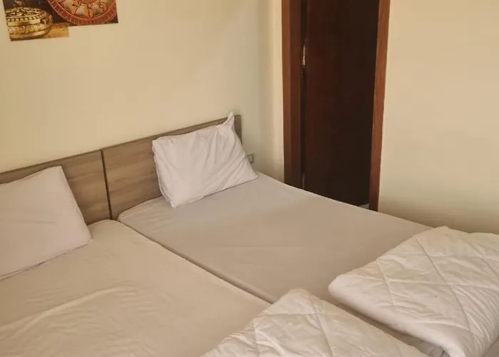 Apartmanhotel Casablanca For Families And Couples Only Gurdaka